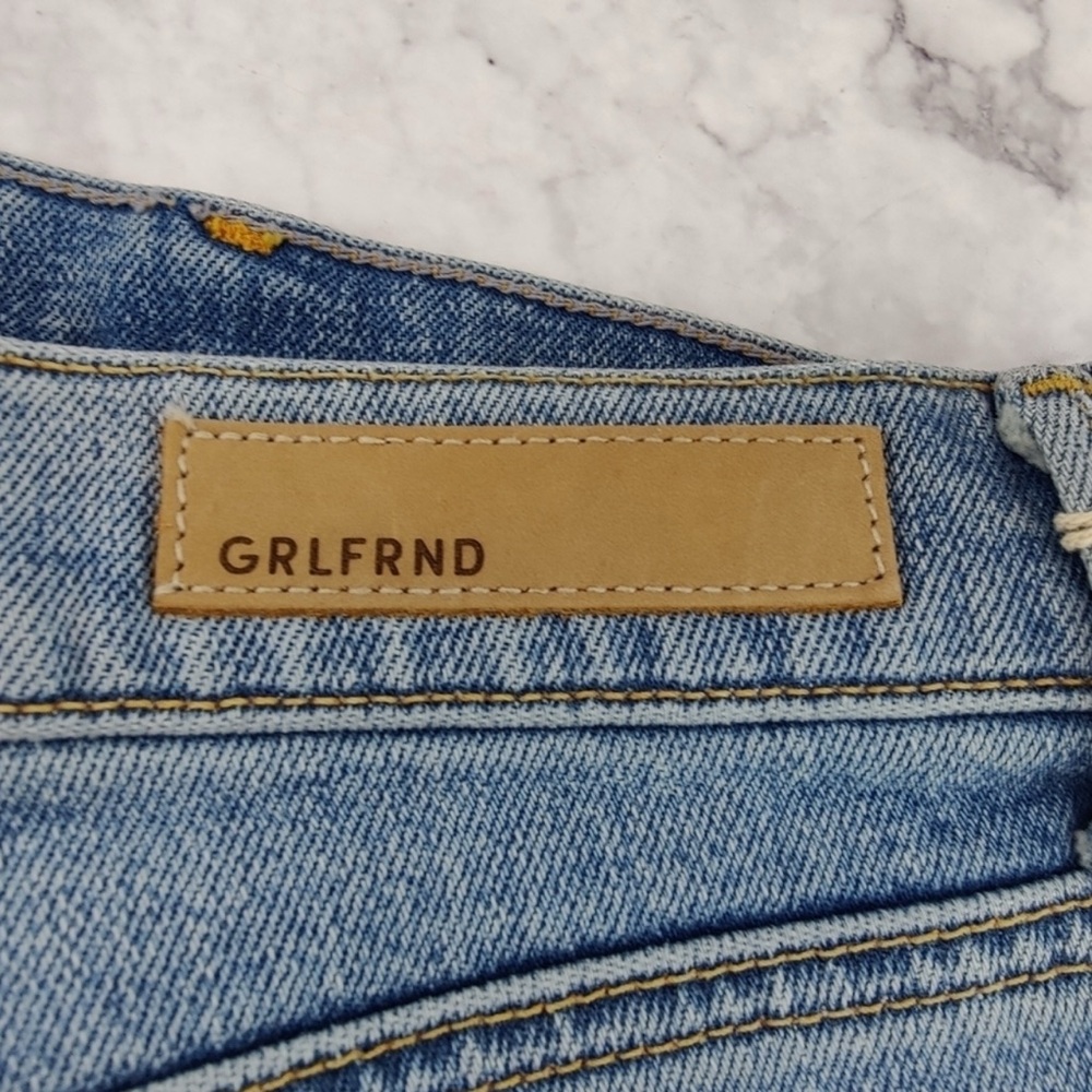 GRLFRND | Riley Denim Shorts - Picture 5 of 10